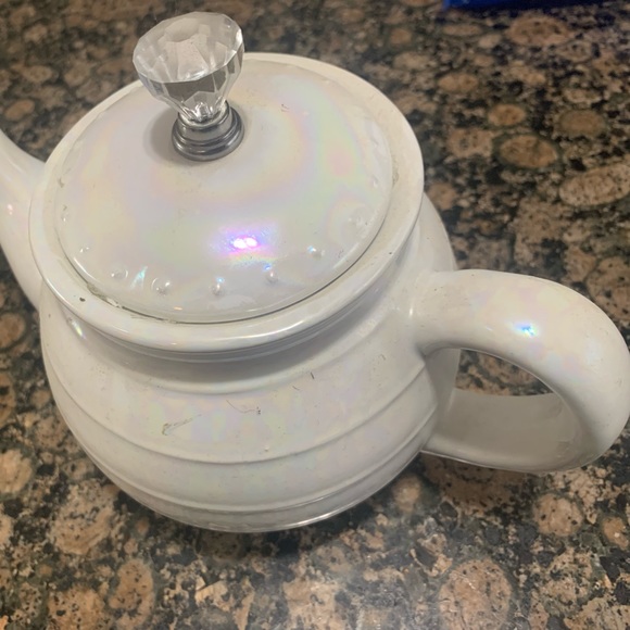 Teapot - Picture 2 of 2